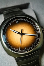 Load image into Gallery viewer, H.Moser &amp; Cie smoked salmon dial