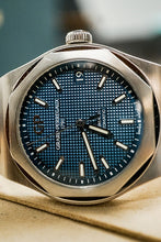 Load image into Gallery viewer, Girard Perregaux Laureato