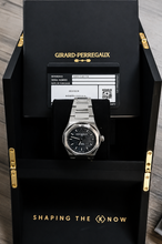 Load image into Gallery viewer, Girard Perregaux Laureato