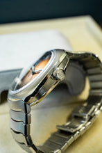 Load image into Gallery viewer, H.Moser &amp; Cie smoked salmon dial